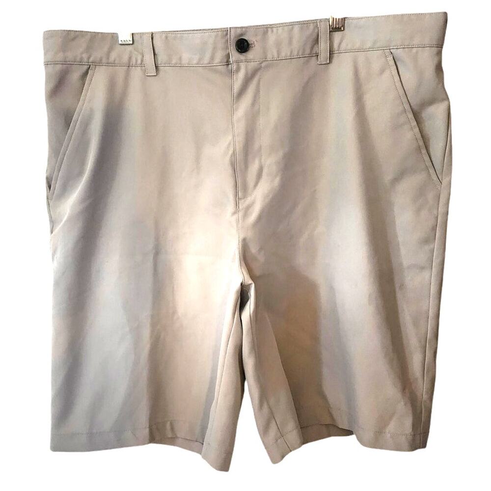 IZOD Men's Golf Gray Bermuda Shorts Size 40